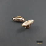 دستگیره تک پیچ کد سه آپلاس 1049 - طلایی براق - پس زمینه مشکی