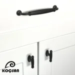 رنگ مشکی مات دستگیره مدل کاردلن (Kardelen) برند Kocsan تک پیچ و دو پیچ